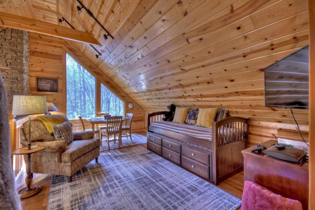 Mountain Creek Lodge Ellijay Exterior photo