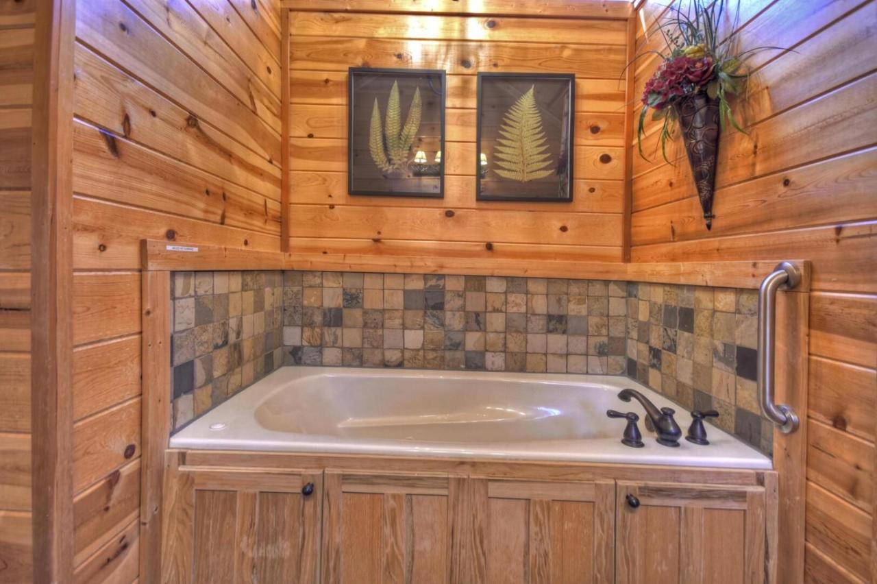Mountain Creek Lodge Ellijay Exterior photo