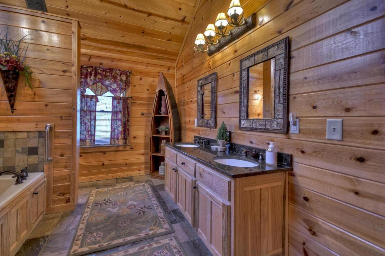 Mountain Creek Lodge Ellijay Exterior photo