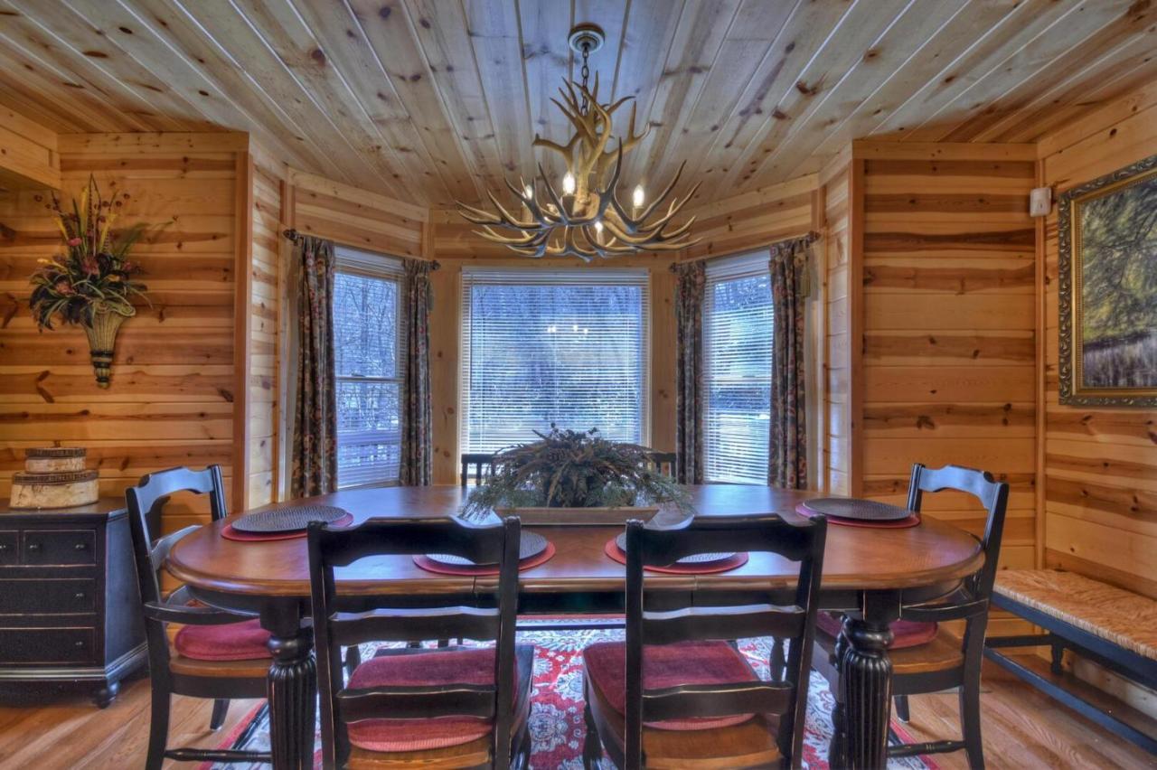 Mountain Creek Lodge Ellijay Exterior photo